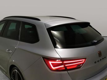 Seat Leon 2.0 TSI Cupra 300 ST DSG 7 Spd 4Drive (300 ps) - PADDLE SHIFT
