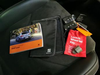 Seat Leon 2.0 TSI Cupra 300 ST DSG 7 Spd 4Drive (300 ps) - PADDLE SHIFT