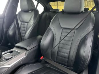 BMW 3 Series 2.0 320i M Sport (184 ps) - CARPLAY - AUTO PARK - LED