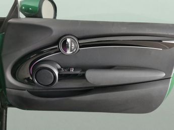 Mini Electric Hatch Cooper SE 32.6kWh Level 2 (184 ps) - NAV - INTERIOR LIGHT PACK