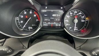 Alfa Romeo Giulia 2.0T Veloce Ti (280 ps) - CLIMATE PACK - LANE DEPARTURE  - CRUIS