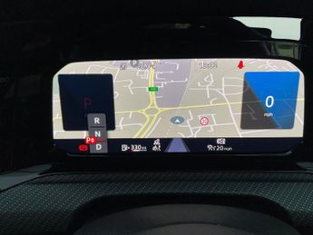 Volkswagen Golf 2.0 TDI R-Line DSG (150 ps) - LED - HEATED STEERING - BLUETOOTH