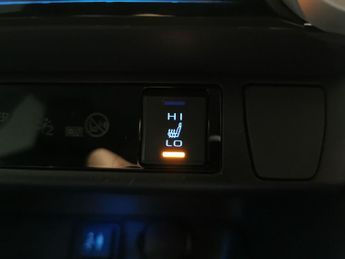 Toyota RAV4 2.5 VVT-h Excel CVT 4WD (222 ps) - LED - REVERSE CAM - NAV