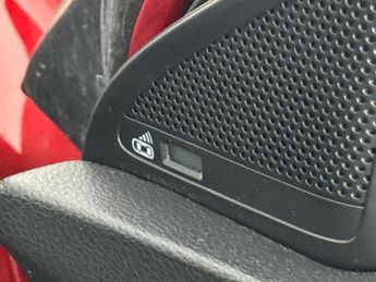 MG Mg Hs 1.5 T-GDI Exclusive DCT (162 ps) - LED - REVERSE CAM - NAV