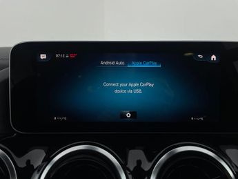 Mercedes-Benz GLA 1.3 GLA250e 15.6kWh Exclusive Edition Plug-in 8G-DCT (218 ps) - 