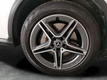 Mercedes-Benz GLC 2.0 GLC220d AMG Line G-Tronic+ 4MATIC (194 ps) - HEATED LEATHER