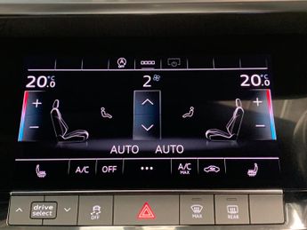 Audi A6 Saloon 2.0 TFSI 45 Black Edition S Tronic quattro (265 ps) - LANE DEPAR