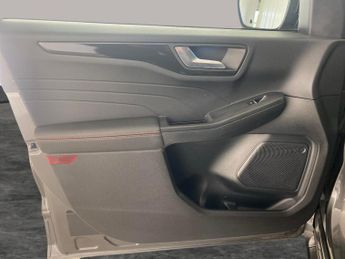 Ford Kuga 2.5 EcoBoost Duratec 14.4kWh ST-Line Plug-in CVT (225 ps) - LANE