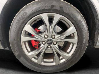 Ford Kuga 2.5 EcoBoost Duratec 14.4kWh ST-Line Plug-in CVT (225 ps) - LANE