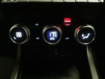 Renault Arkana 1.6 E-TECH E-Tech engineered 2WD (145 ps) - HEATED SEATS - HEATE