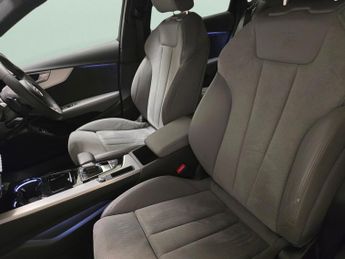 Audi A4 2.0 TFSI 35 S line S Tronic (150 ps) - HEATED SEATS - LANE DEPAR