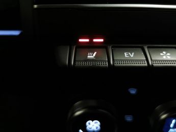 Renault Arkana 1.6 E-TECH E-Tech engineered 2WD (145 ps) - HEATED SEATS - HEATE