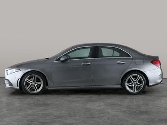 Mercedes-Benz A Class 1.5 A180d AMG Line (Premium) 7G-DCT (116 ps) - SELF PARK - REVER