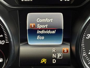 Mercedes-Benz GLA 1.6 GLA180 GPF Urban Edition 7G-DCT (122 ps) - DRIVING MODES - P