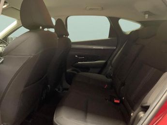 Hyundai Tucson 1.6 h T-GDi 13.8kWh Premium Plug-in 4WD (265 ps) - HEATED SEATS