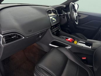 Jaguar F-PACE 2.0 D180 Chequered Flag AWD (180 ps) - NAV - HEATED LEATHER