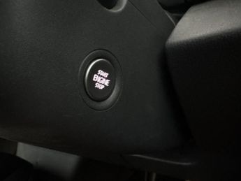 Volkswagen ID.4 Pure 52kWh Life (148 ps) - LED - REVERSE CAM - HEATED SEATS