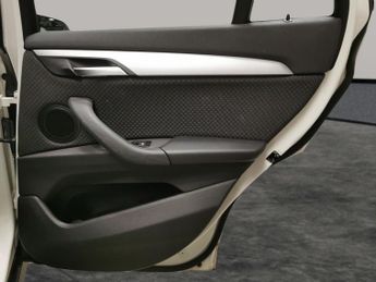 BMW X1 2.0 20i SE DCT sDrive (178 ps) - PERFORMANCE CONTROL - BLUETOOTH