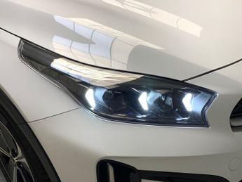 Kia Xceed 1.6 GDi 8.9kWh 3 Plug-in DCT (139 bhp) - HEATED STEERING - LANE