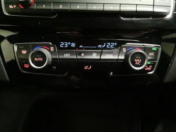 BMW X1 2.0 20i SE DCT sDrive (178 ps) - PERFORMANCE CONTROL - BLUETOOTH