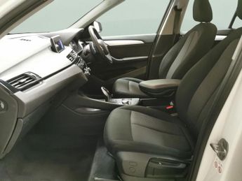 BMW X1 2.0 20i SE DCT sDrive (178 ps) - PERFORMANCE CONTROL - BLUETOOTH