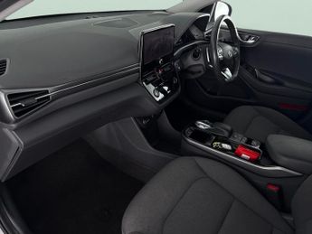 Hyundai Ioniq 38.3kWh Premium (136 ps) - LED - REVERSE CAM - NAV