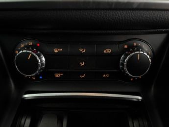 Mercedes-Benz GLA 1.6 GLA180 GPF Urban Edition 7G-DCT (122 ps) - SAT NAV - BLUETOO