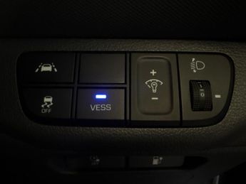 Hyundai Ioniq 38.3kWh Premium (136 ps) - LED - REVERSE CAM - NAV