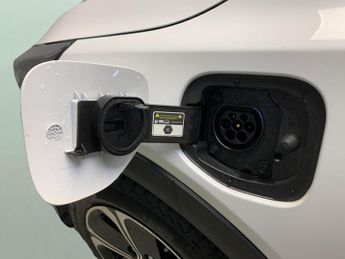 Kia Xceed 1.6 GDi 8.9kWh 3 Plug-in DCT (139 bhp) - HEATED STEERING - LANE