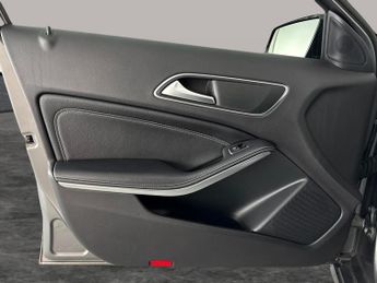 Mercedes-Benz GLA 1.6 GLA180 GPF Urban Edition 7G-DCT (122 ps) - DRIVING MODES - P
