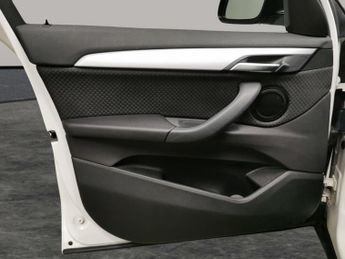 BMW X1 2.0 20i SE DCT sDrive (178 ps) - PERFORMANCE CONTROL - BLUETOOTH