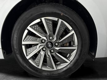 Hyundai Ioniq 38.3kWh Premium (136 ps) - LED - REVERSE CAM - NAV