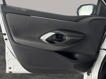 Toyota Yaris 1.5 VVT-h Design E-CVT (116 ps) - BLUETOOTH - DRIVING MODES