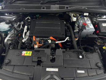 Citroen e-C4 50kWh Sense Plus (11kW Charger) (136 ps) - CRUISE - CLIMATE CONT