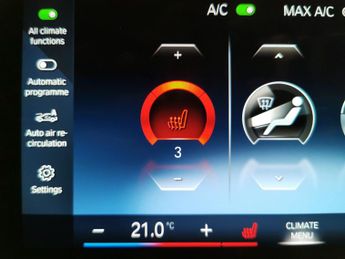 BMW iX1 30 66.5kWh M Sport xDrive (11kW Charger) (313 ps) - TECH PACK - 