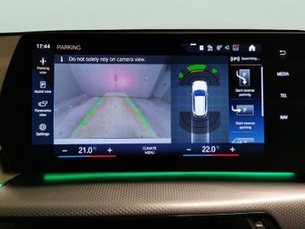 BMW iX1 30 66.5kWh M Sport xDrive (11kW Charger) (313 ps) - ALCANTARA - 