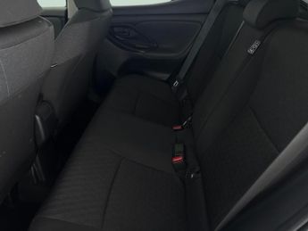 Toyota Yaris 1.5 VVT-h Design E-CVT (116 ps) - BLUETOOTH - DRIVING MODES