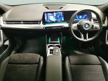 BMW iX1 30 66.5kWh M Sport xDrive (11kW Charger) (313 ps) - TECH PACK - 