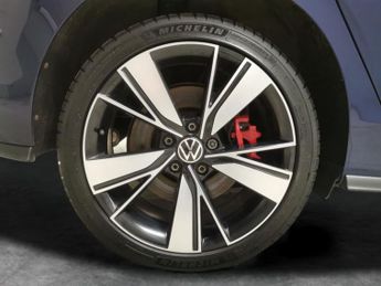 Volkswagen Golf 1.4 TSI 13kWh GTE Plug-in DSG (245 ps) - NAV - CARPLAY - KEYLESS