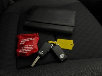 Toyota Yaris 1.5 VVT-h Design E-CVT (116 ps) - BLUETOOTH - DRIVING MODES