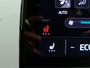 Volkswagen ID.4 Pure 52kWh Life (148 ps) - CARPLAY - AUTO PARK - LED