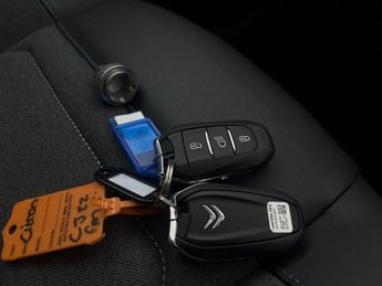 Citroen e-C4 50kWh Sense Plus (11kW Charger) (136 ps) - CRUISE - CLIMATE CONT