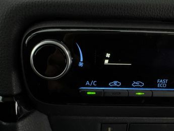 Toyota Yaris 1.5 VVT-h Design E-CVT (116 ps) - BLUETOOTH - DRIVING MODES