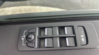 Land Rover Discovery Sport 2.0 D200 MHEV Urban Edition 4WD (204 ps) - HIGH BEAM ASSISTANT -