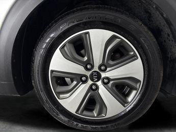 Kia Niro 1.6 GDi 8.9kWh 3 Plug-in DCT (139 bhp) - HEATED LEATHER - HEATED