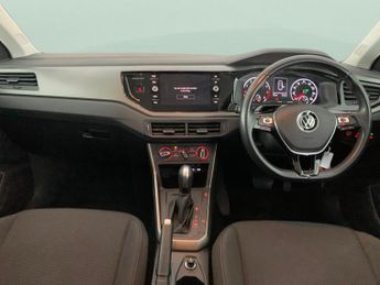 Volkswagen Polo 1.0 TSI Match DSG (95 ps) - AUTO HEADLIGHTS - PRIVACY GLASS - US