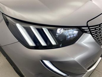 Peugeot E-2008 50kWh GT (7kW Charger) (136 ps) - REVERSE CAM - NAV - HEATED SEA