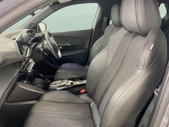 Peugeot E-2008 50kWh GT (7kW Charger) (136 ps) - REVERSE CAM - NAV - HEATED SEA