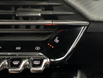 Peugeot E-2008 50kWh GT (7kW Charger) (136 ps) - REVERSE CAM - NAV - HEATED SEA
