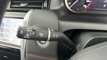 Land Rover Discovery Sport 2.0 D200 MHEV Urban Edition 4WD (204 ps) - HIGH BEAM ASSISTANT -